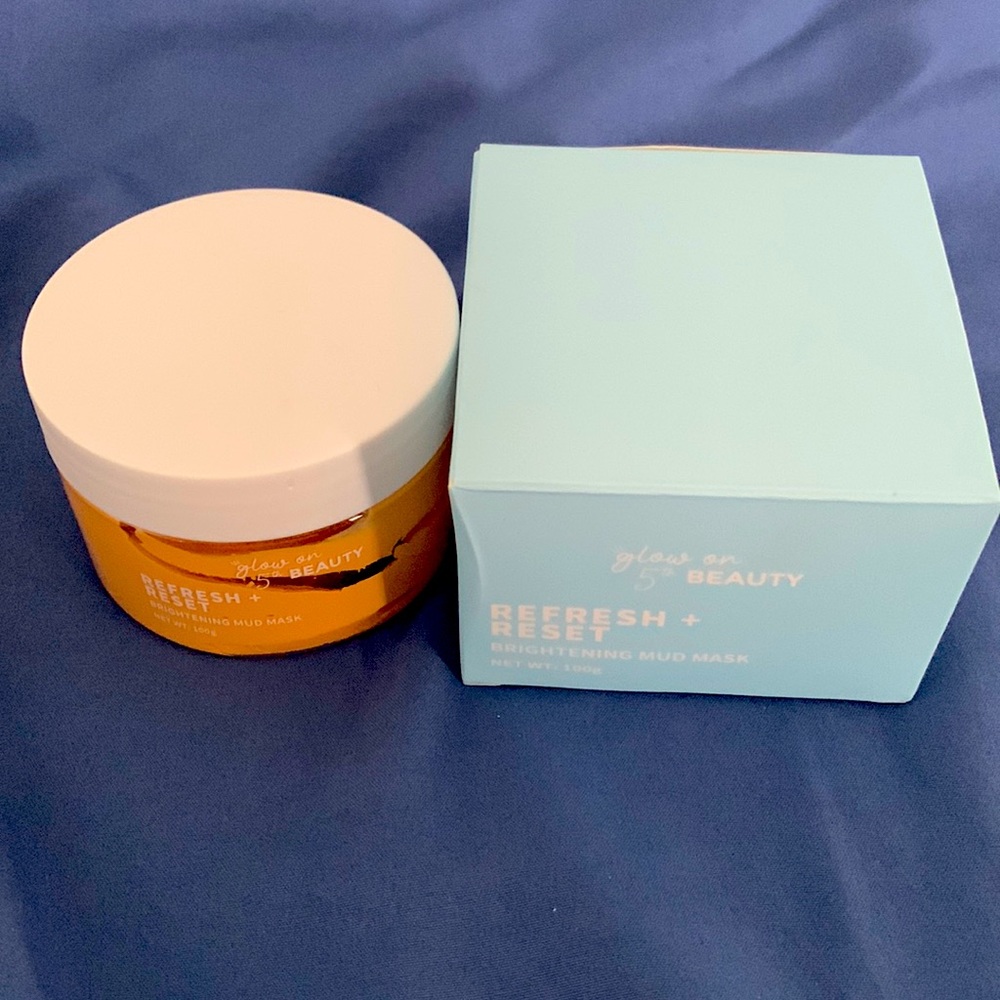 Glow On 5th Beauty - Refresh + Reset Brightening Mud Mask